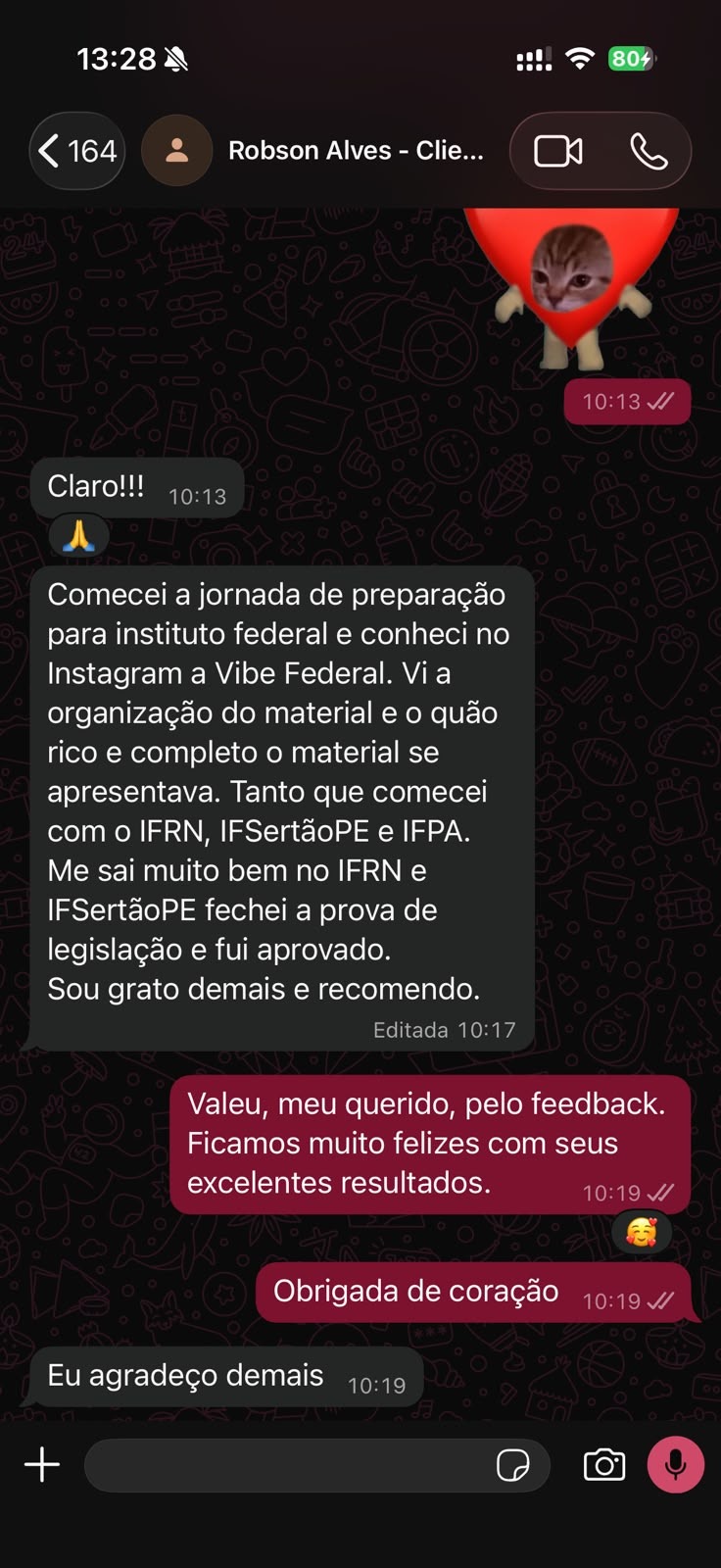 Print de conversa no WhatsApp com Robson Alves contando que fechou a prova de legislação e foi aprovado no IFRN e no IF Sertão.